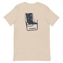 Lade das Bild in den Galerie-Viewer, Flatdays Retro Chair Unisex t-shirt

